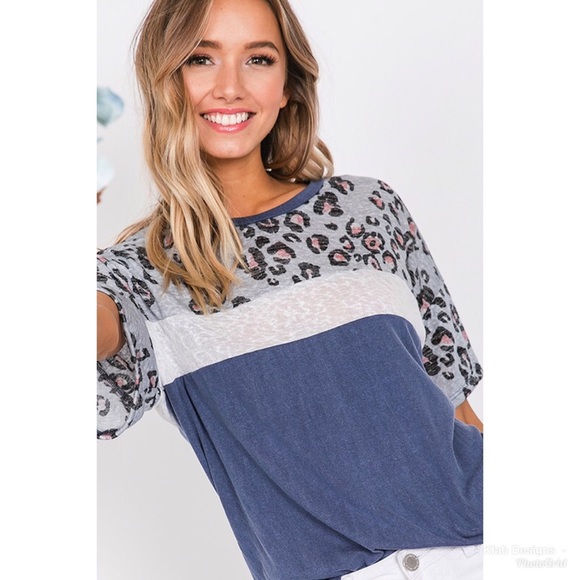💕LAST 1! Animal Print Color Block Top! - Picture 5 of 6